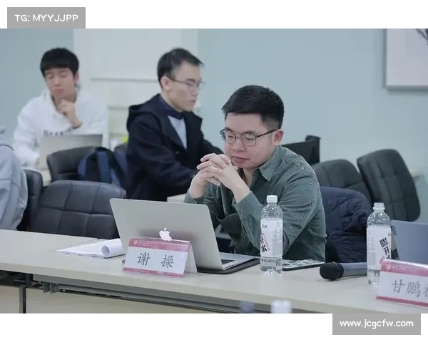 传统与现代彩色画技法融合探索及创新发展路径研究